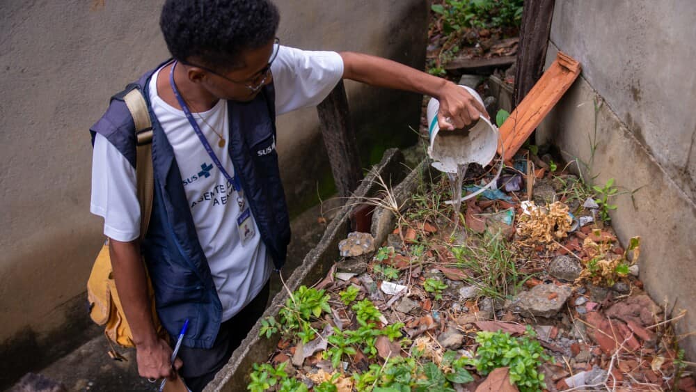 Combate à dengue em Cesário Lange levanta debate sobre coleta de lixo e descarte - Saúde em Cesário Lange
