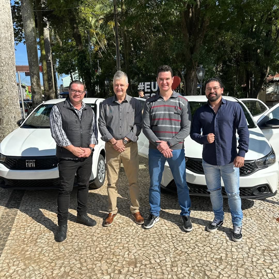 Município de Cesário Lange incorpora dois veículos à frota para Assistência Social e Saúde