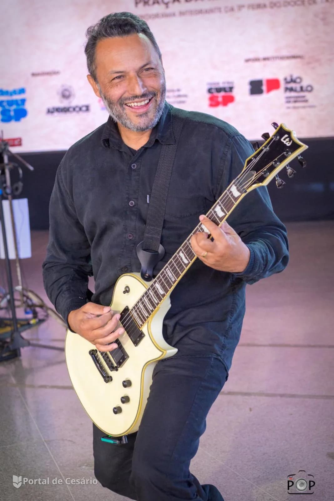 Black Widow leva homenagem às divas do rock e pop ao Antigomobilismo de Cesário Lange — foto 2 de 3