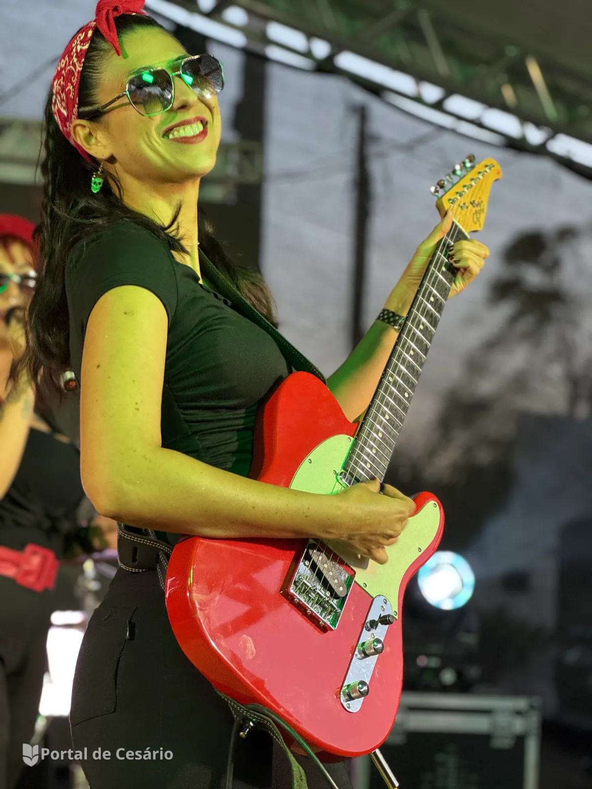 Guitarra Ruby Woo